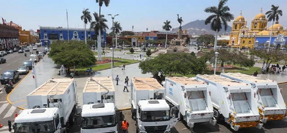 Llegó primer lote de maquinaria para proyecto del relleno sanitario de Trujillo