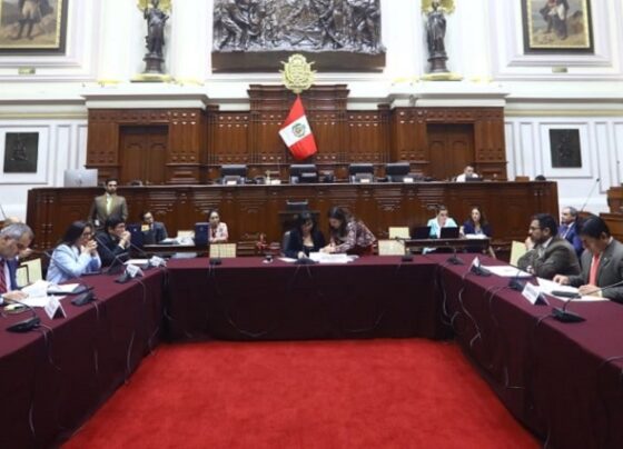 Analizan propuesta de nueva ley para contrataciones con el Estado