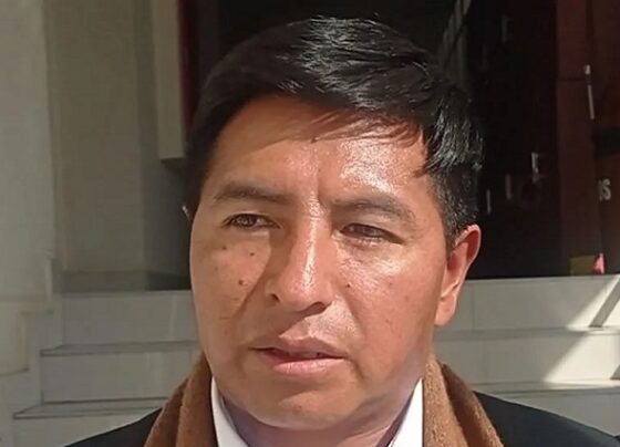 Consejero de Chucuito-Juli denuncia indicios de corrupción en la gestión del gobernador de Puno