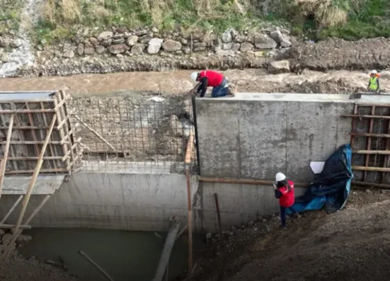Huancavelica: Constatan deficiencias en obra de S/ 15 millones que se construye a orillas del río Ichu