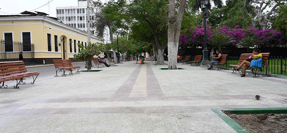 Piura: municipalidad provincial multa a Constructora Unica SAC por irregularidades en obra de la Plaza de Armas