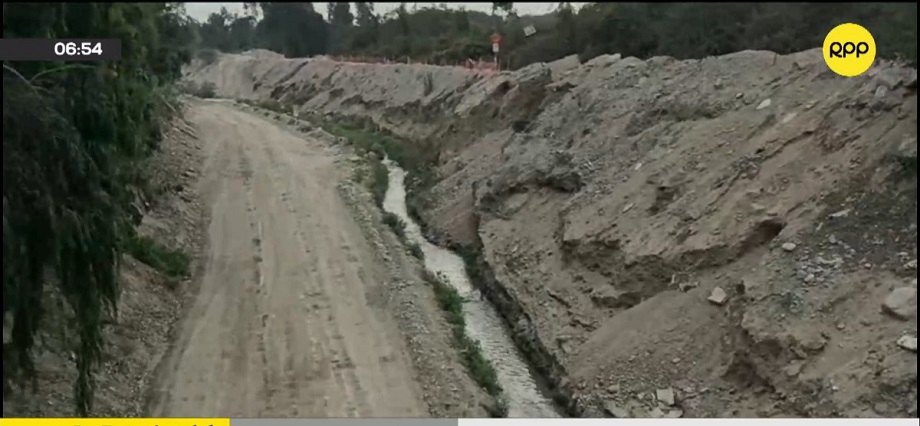 Fenómeno El Niño: se realizan trabajos de descolmatación en la quebrada Huaycoloro en Lurigancho-Chosica