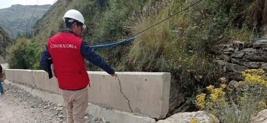 Obras públicas se paralizan por “falta de dinero”, ¿qué hay detrás?