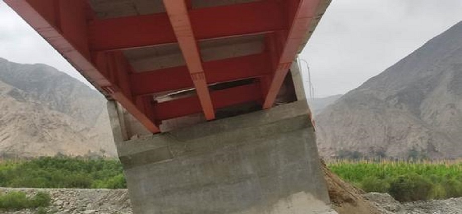 Puente Concón al borde del colapso en Lunahuaná a solo dos años de su construcción: costó más de S/ 5 millones