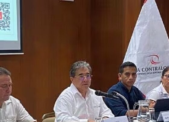 Contraloría presentará proyecto para sancionar a contratistas responsables de paralizar obras