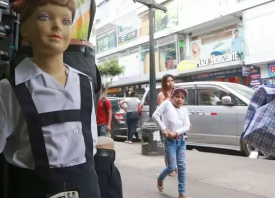 “Esto ya parece una burla”: Gobierno aún no cumple con comprar un millón de kits escolares a mypes
