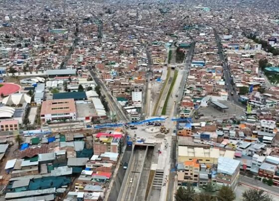 Paralizan obra del Bicentenario y corre el riesgo de no entregarse en marzo