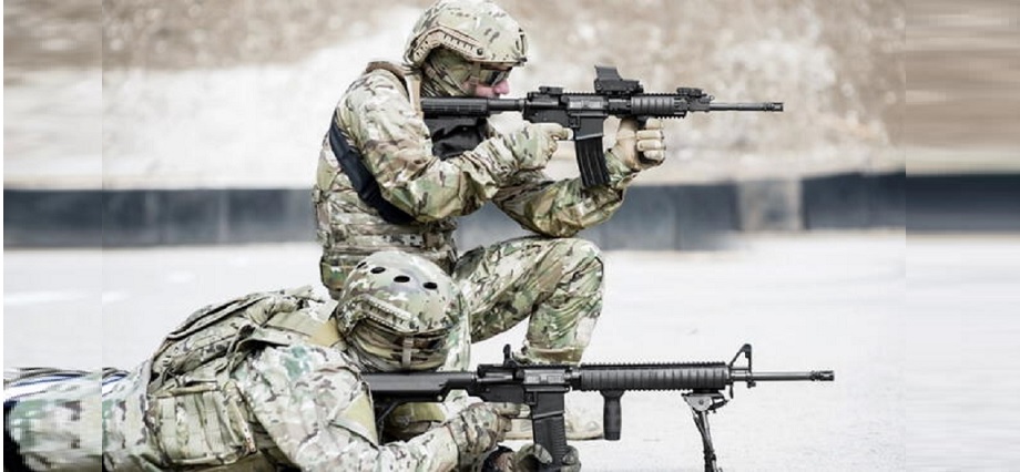 Ministerio del Interior compra sin licitación 7.000 fusiles para la Policía