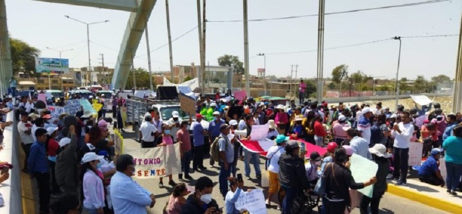 Piura: Denunciarán al comité de contrataciones del MVC y al PNSU ante Fiscalía y Congreso