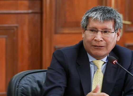 Fiscalía abre otra investigación al gobernador que prestó los Rolex a Boluarte