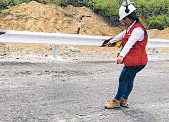 Sullana: detectan que pista nueva de más de medio millón de soles ya se está malogrando