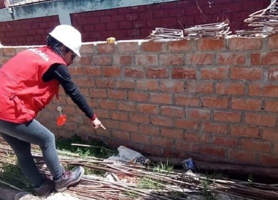 Advierten irregularidades en construcción de auditorio en colegio de Chavinillo en Yarowilca