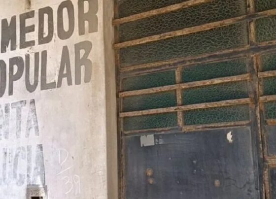 Chiclayo: madres del Vaso de Leche denuncian haber recibido avena en mal estado