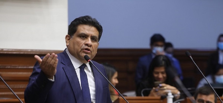 Proponen prohibir que funcionarios investigados por casos de corrupción tengan defensa legal pagada por el Estado