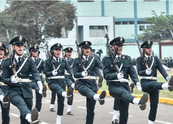 PNP: Compraron calzado sintético en lugar de cuero para alumnos