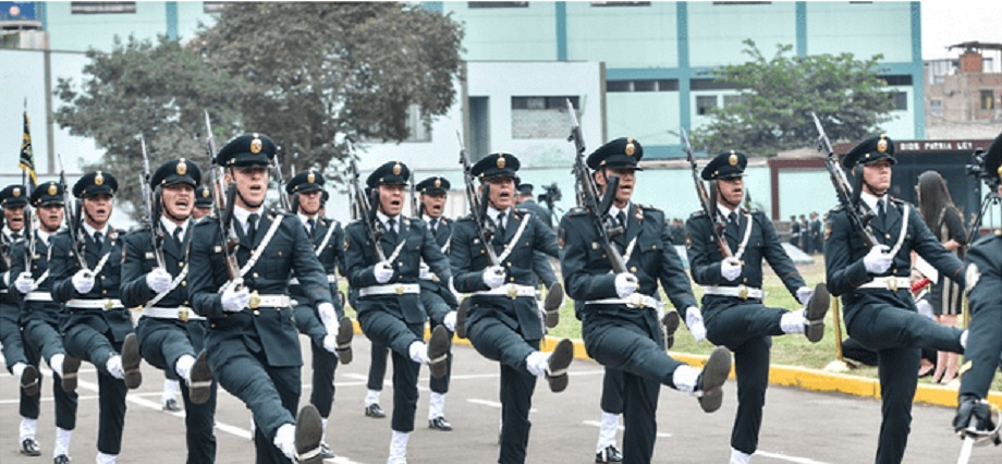 PNP: Compraron calzado sintético en lugar de cuero para alumnos