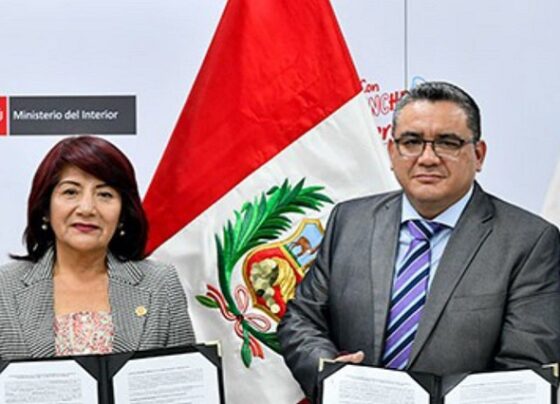 Mininter y Gobierno Regional de Lima firman convenio para compra de 30 nuevos patrulleros