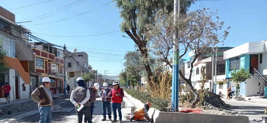 Contraloría alerta deficiencias técnicas en obra vial de Hunter