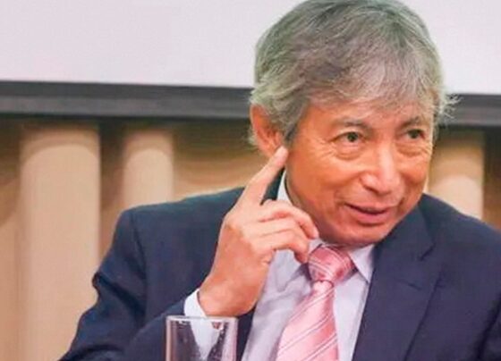 MEF desperdicia dinero en alquiler de celulares