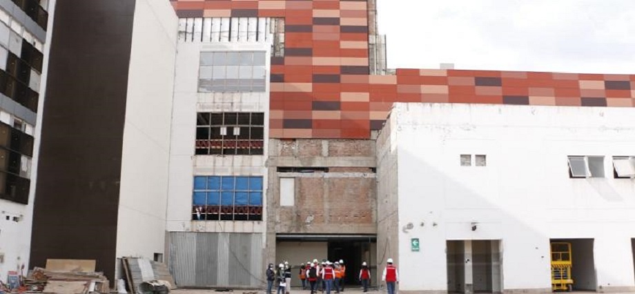 Presidenta Boluarte: Anunció la construcción de 5 hospitales en diferentes departamentos