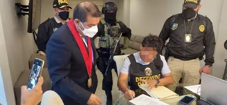Más de 400 funcionarios públicos han sido detenidos en Perú en la primera mitad de 2024