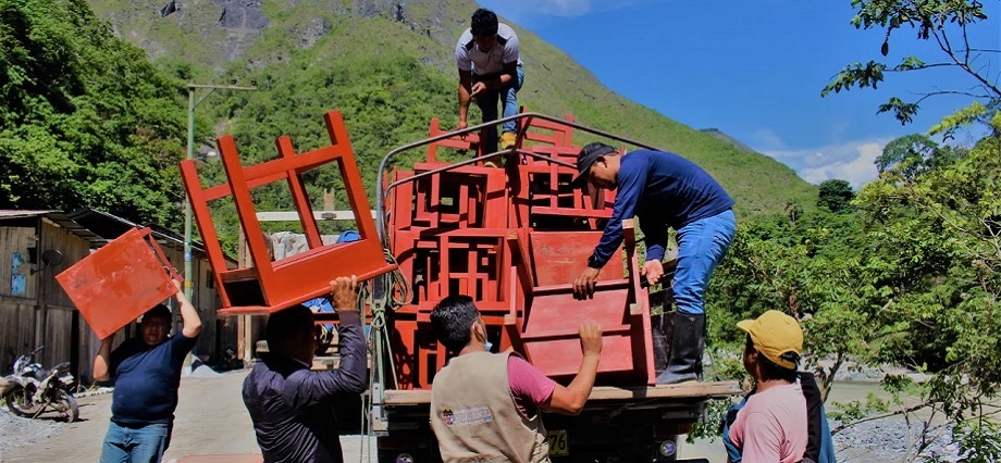 Licitación para compra de mobiliario escolar fue anulada por incongruencias en cifras