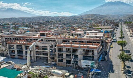 Arequipa: Gobierno Regional extiende plazo de obra de la I.E. El Gran Amauta de 300 a 952 días