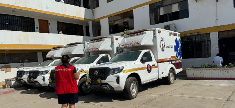 Irregularidades en compra de ambulancias generan perjuicio de S/ 218 mil
