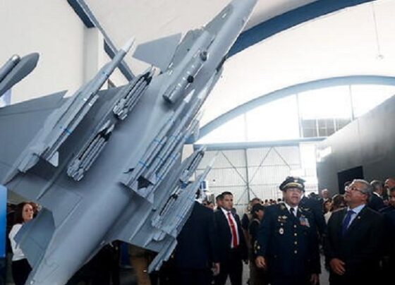 Gobierno se mantiene firme en la compra de 24 aviones de guerra
