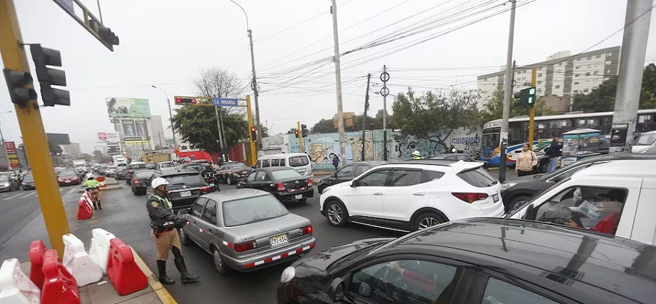 Obras viales y Navidad: 10 distritos de Lima colapsan por tráfico a días del inicio de diciembre