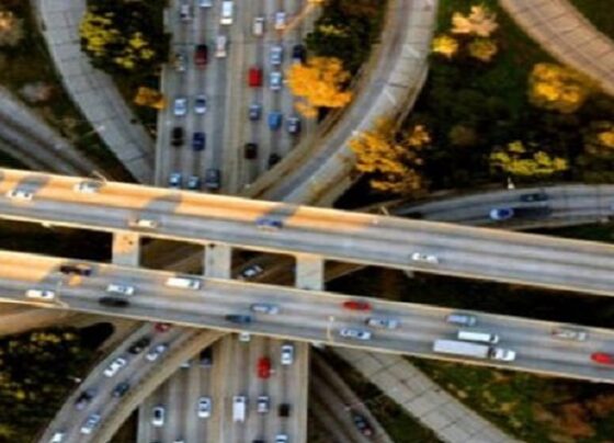 Perú y consorcio español firman contrato para construir autopista de 3.400 millones de dólares