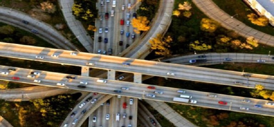 Perú y consorcio español firman contrato para construir autopista de 3.400 millones de dólares