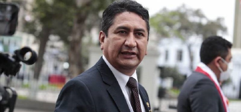 Poder Judicial dicta 18 meses de prisión preventiva contra Vladimir Cerrón por colusión agravada