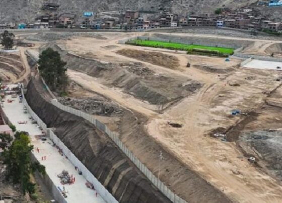 Contraloría advierte retraso en obra para evitar inundaciones en quebrada Huaycoloro