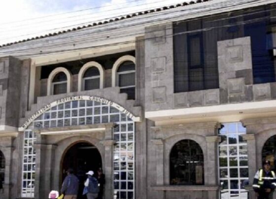 Chucuito: Identifican irregularidades en compras de útiles de oficina
