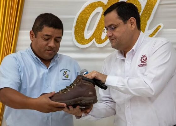 Lambayeque: Gobierno regional adquiere zapatos de S/ 690