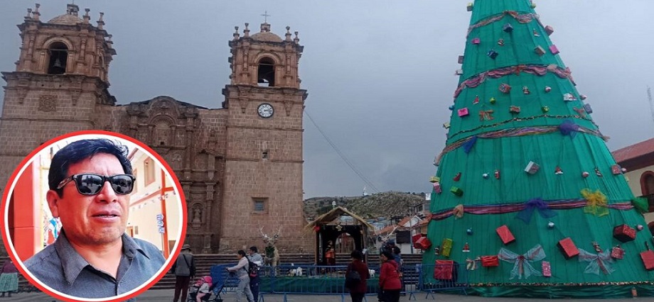 Regidor de puno cuestiona sobrevaloración y asignación de presupuesto para árbol de navidad que continúa en la plaza de armas.