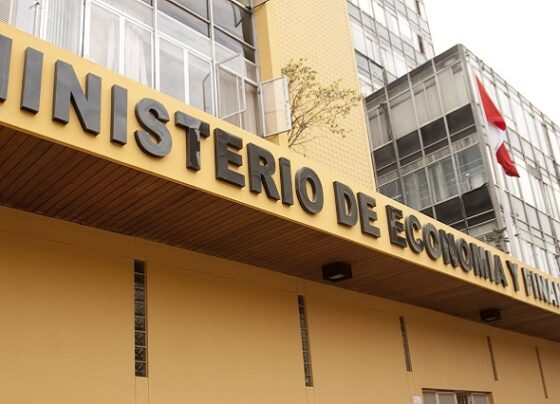 Capacitarán a más de 5,000 funcionarios en nueva Ley General de Contrataciones