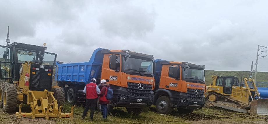 Contraloría alerta falta de mantenimiento e inoperatividad de maquinaria pesada adquirida por el GORE Pasco