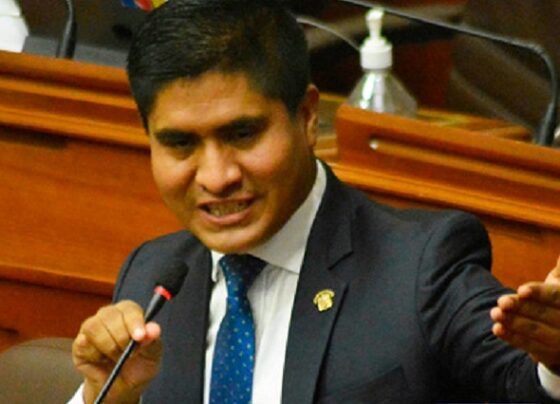 Congresista Wilson Soto presenta proyecto de ley que busca sancionar empresas por dejar obras inconclusas