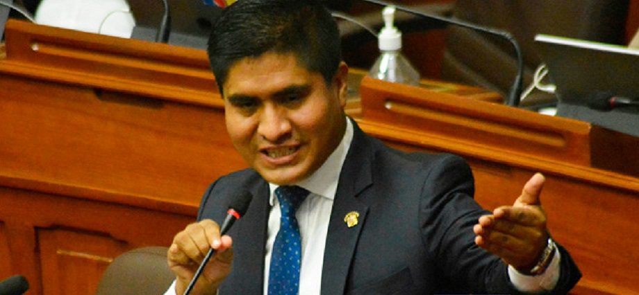 Congresista Wilson Soto presenta proyecto de ley que busca sancionar empresas por dejar obras inconclusas