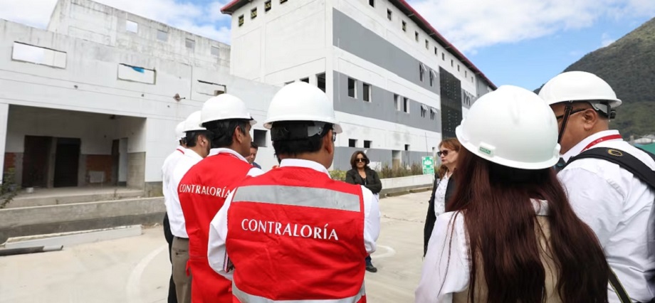 Contraloría detecta retrasos en hospital de Oxapampa