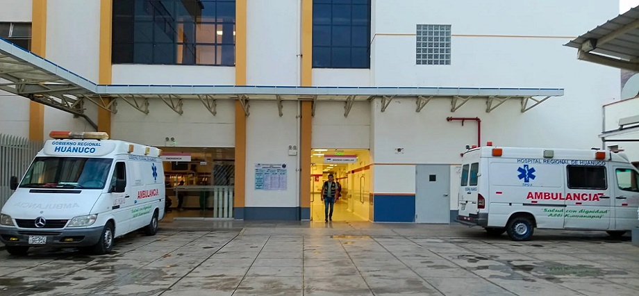 Por fin otorgan buena pro para la compra de tres ambulancias del hospital regional