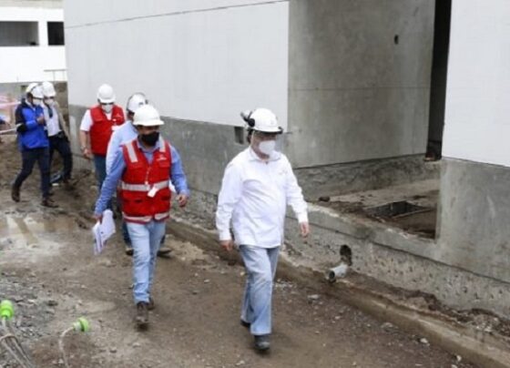 Contraloría detectó y advirtió favorecimiento en obra del hospital de Huarmaca