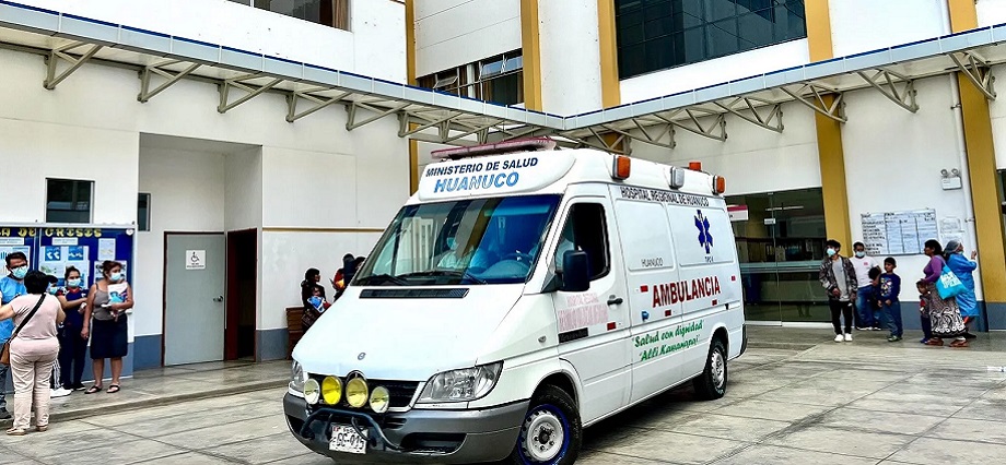 Compran tres ambulancias por S/ 1,625,500 para el Hospital Regional Hermilio Valdizán