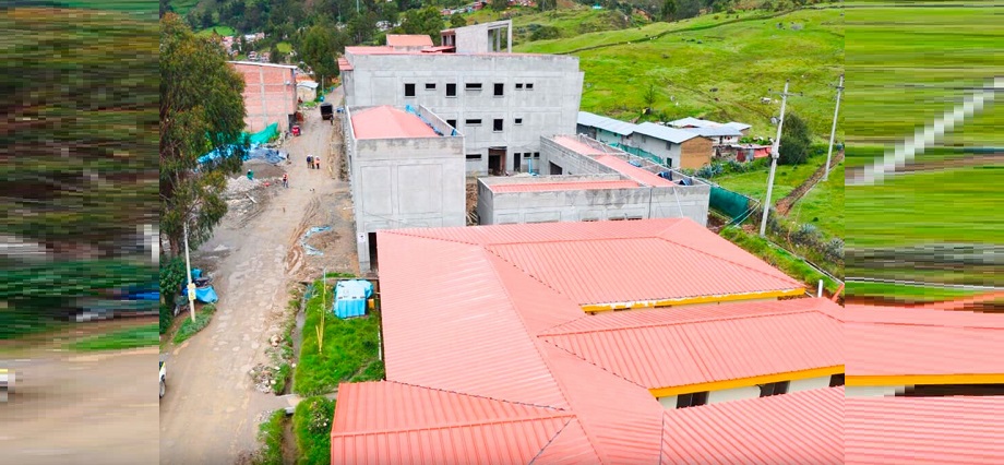 Empresa que construye hospital en Baños es socia de joven que gana licitaciones con Acuña