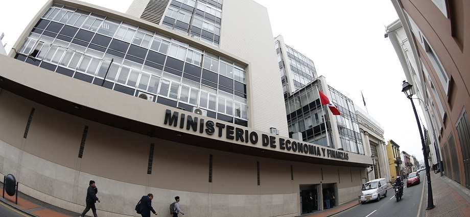 Gobierno somete a consulta cambios al Reglamento de la Ley de Contrataciones Públicas