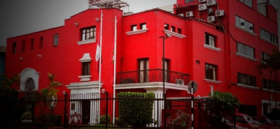 Detectan presunto despilfarro de medio millón de soles en Bomberos del Perú