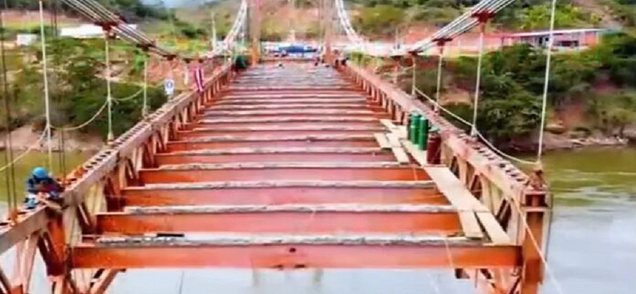 Obra del puente Picota sigue paralizada y población exige solución inmediata