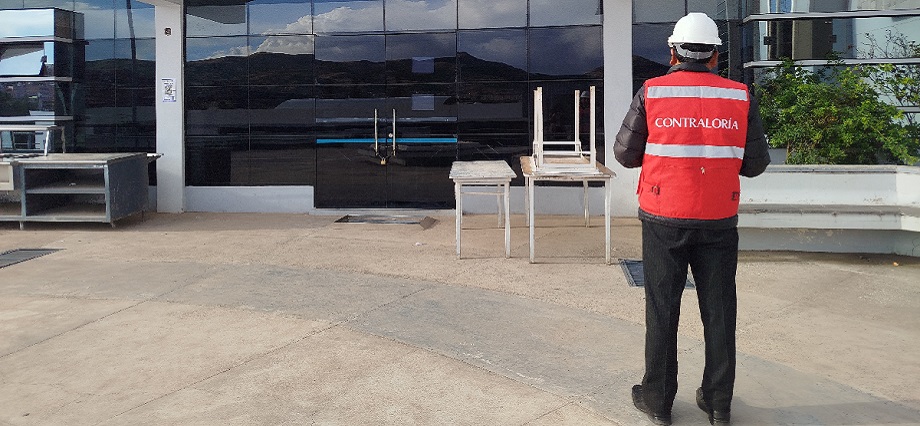 Advierten inconsistencias técnicas en obra de S/ 62 millones de la UNAP
